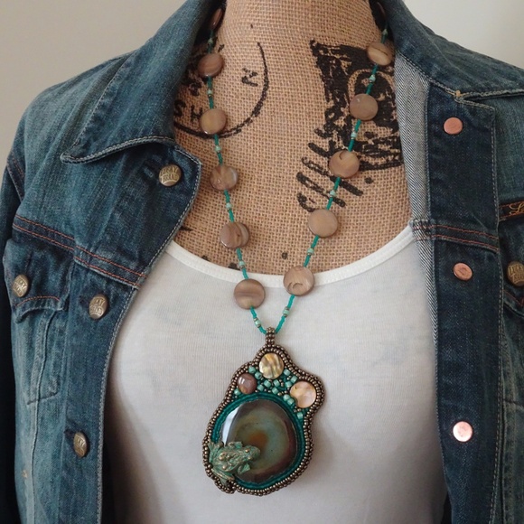 Leather Blue Agate Frog Pond Long Boho Beaded Mother of Pearl Shell Necklace - Picture 5 of 13